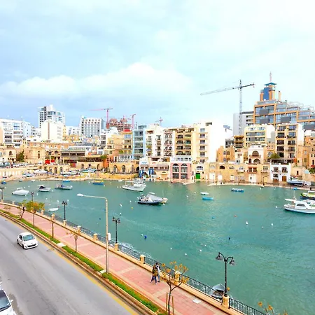 - Seafront Cityapartmentstay דירה *