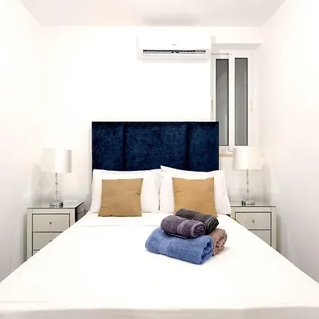 - Seafront Cityapartmentstay Daire